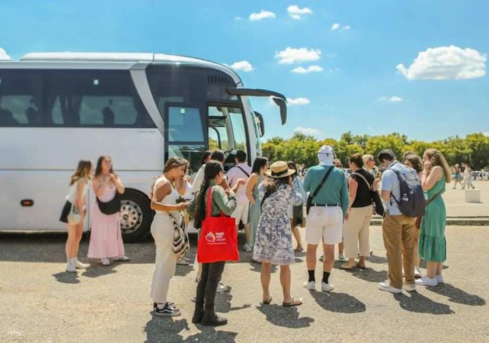 Morning Tour of Versailles Palace and Gardens