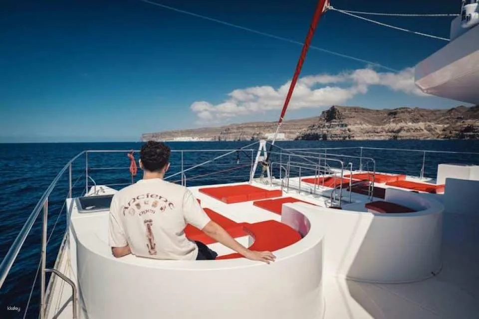 Adults-only Oby Cat cruise in Gran Canaria