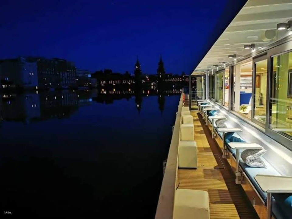 Solar-powered cruise on Berlin's Spree River
