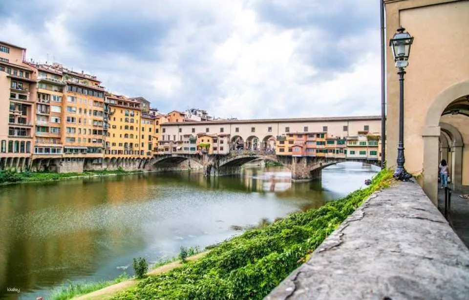 From Rome to Florence 1-day tour by train with pickup and Uffizi visit