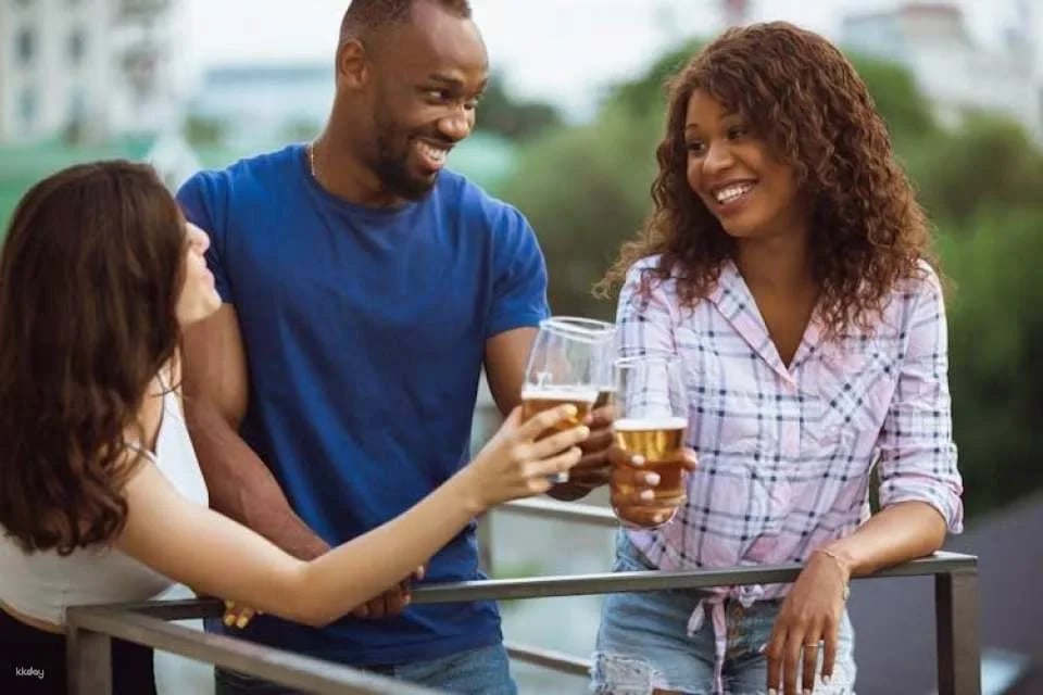 Private walking tour to Brussels' beer and chocolate