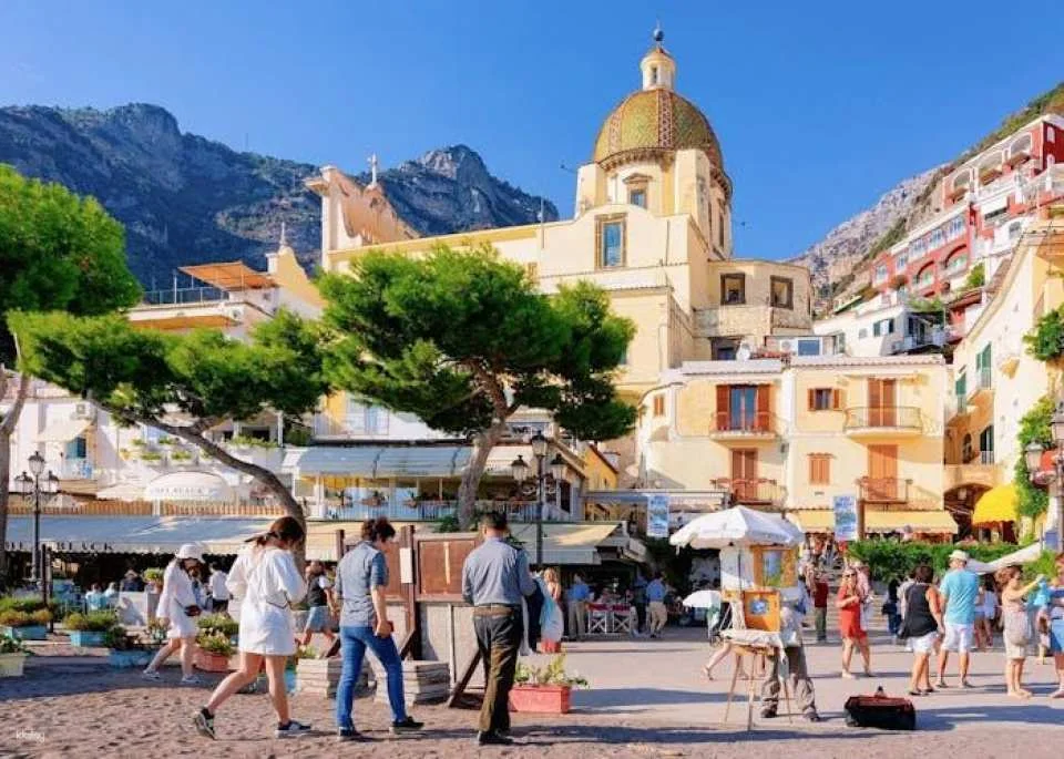 Semi-private tour to Pompeii and Amalfi Coast from Rome