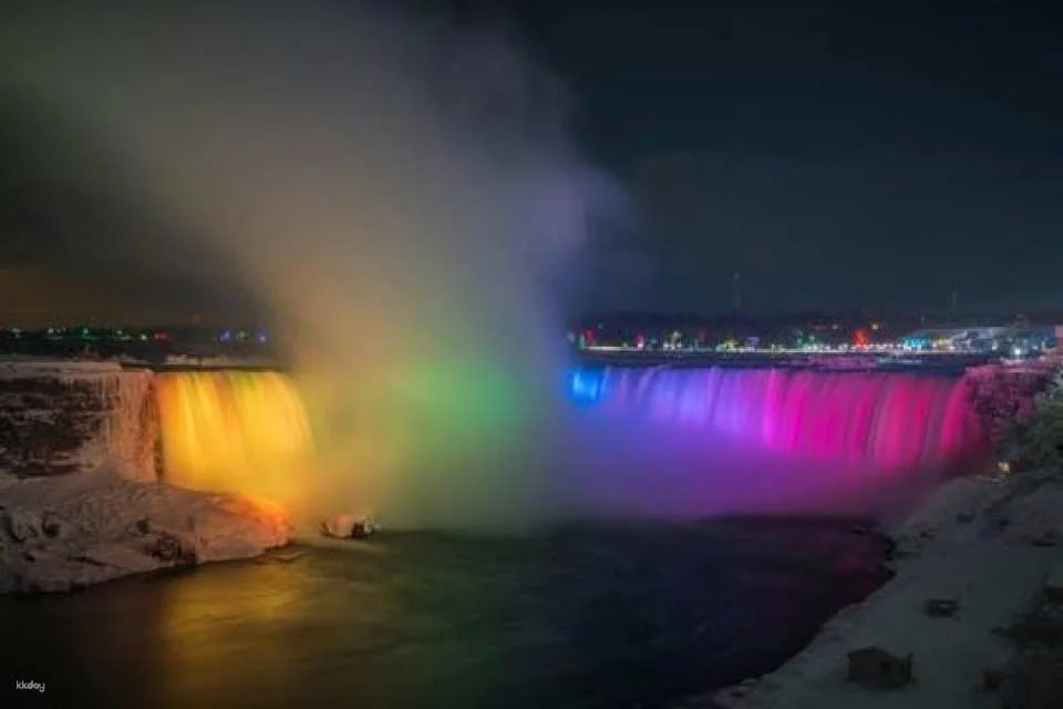 Niagara Winter Festival of Lights guided tour from Toronto (601074)