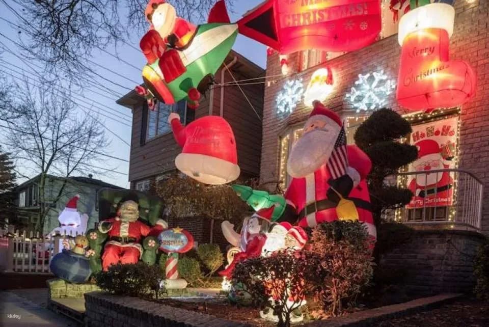 NYC Dyker Heights luxury holiday lights tour and hot cocoa