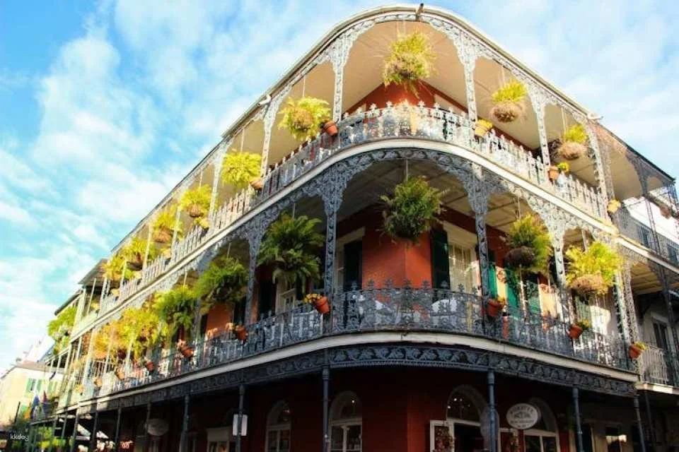New Orleans culture and food audio tour of the French Quarter