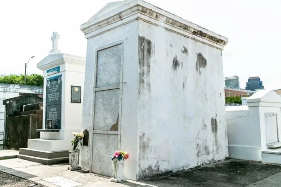 New Orleans St. Louis Cemetery tickets and guided tour