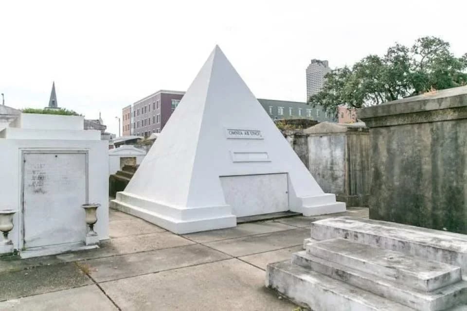 New Orleans St. Louis Cemetery tickets and guided tour