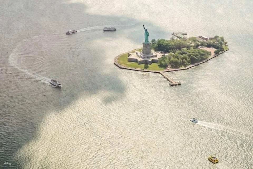 Go City | New York Explorer Pass for 2 to 10 Attractions
