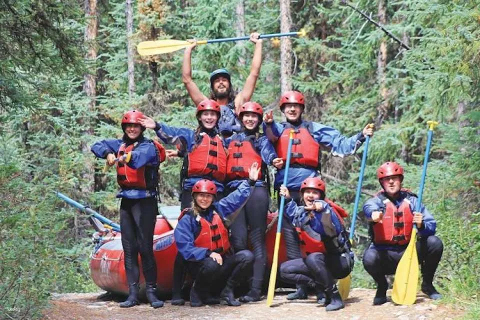 Sunwapta river's Class 3 rapids rafting