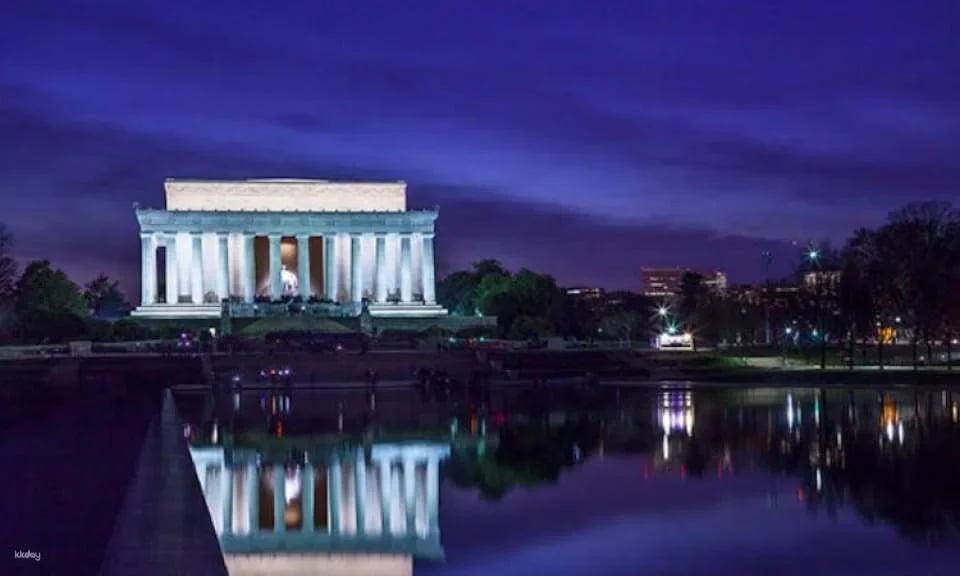 DC holiday lights tour