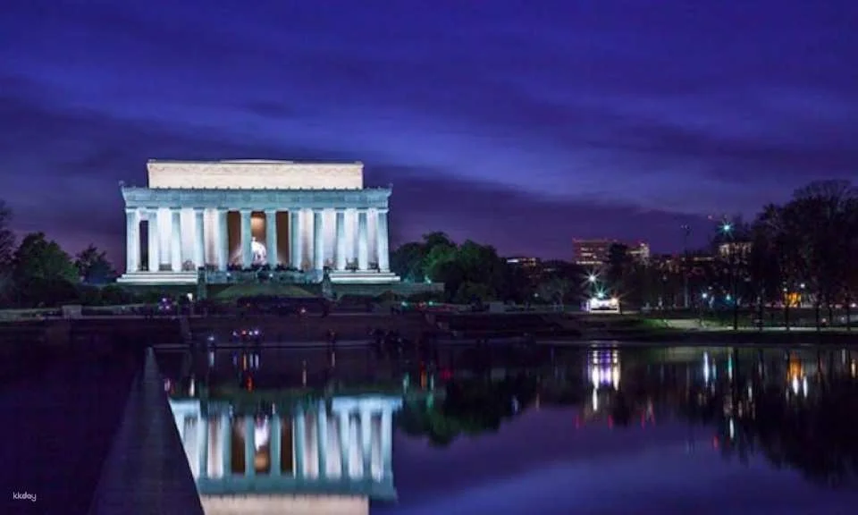 DC holiday lights tour