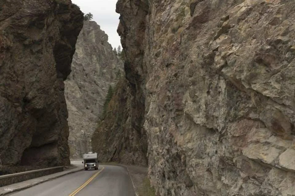Kootenay National Park full-day tour from Calgary
