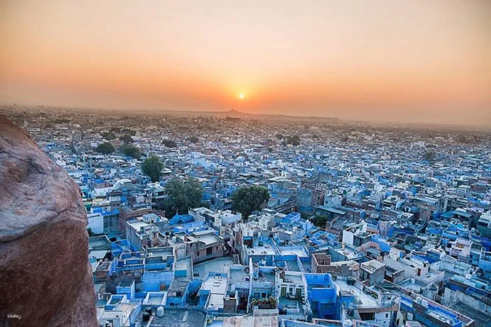 8-Day Udaipur, Jodhpur & Jaisalmer Heritage and Desert Tour.