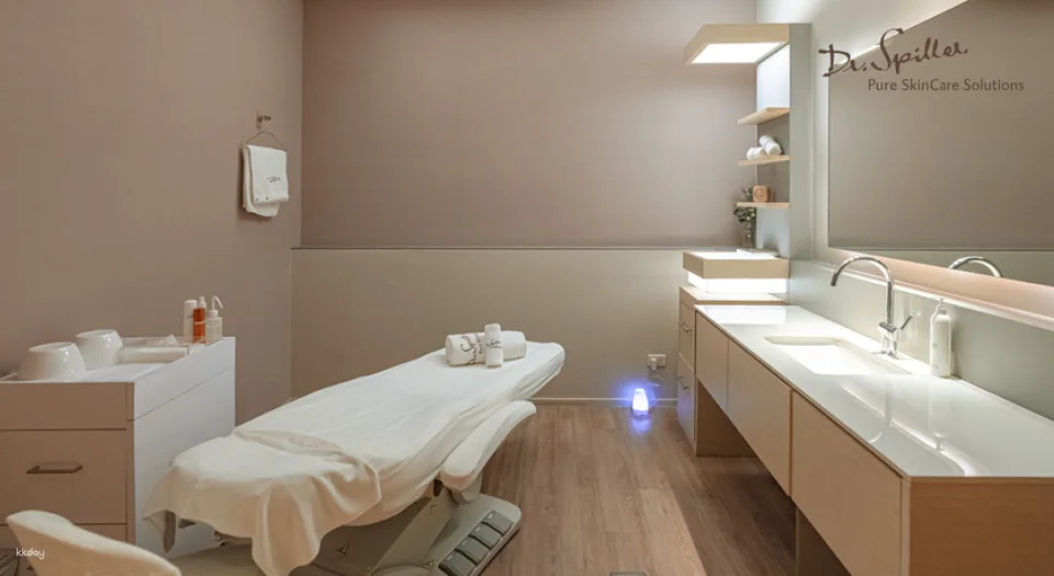 Dr. Spiller Pure SkinCare Solutions - Leisure Space (Central World) | Bangkok