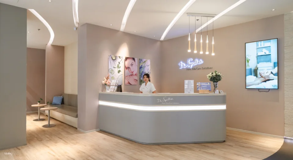 Dr. Spiller Pure SkinCare Solutions - Leisure Space (Central World) | Bangkok