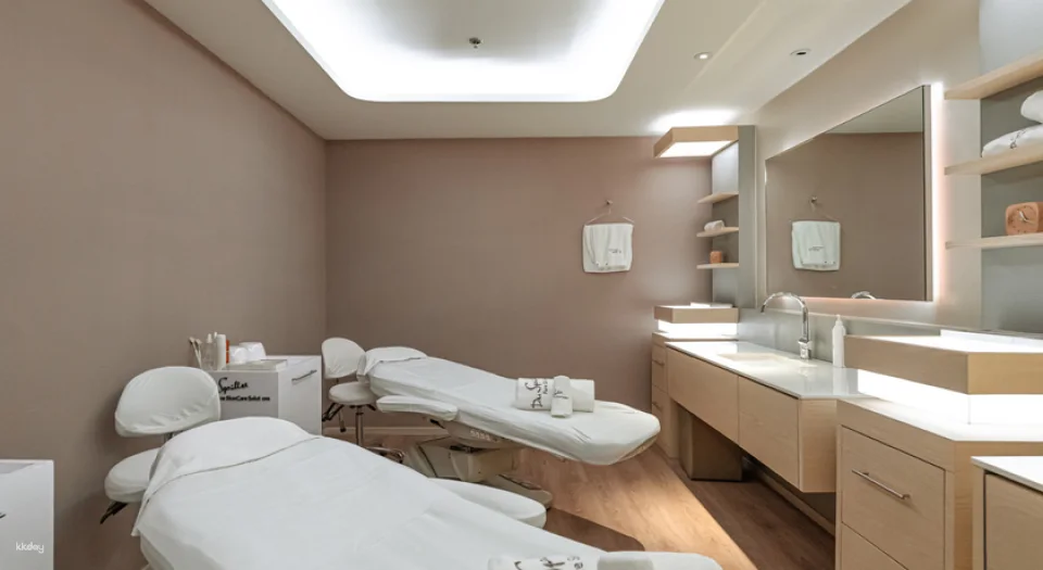 Dr. Spiller Pure SkinCare Solutions - Leisure Space (Central World) | Bangkok