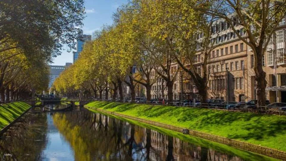 Düsseldorf Guided Tour from Cologne by Train