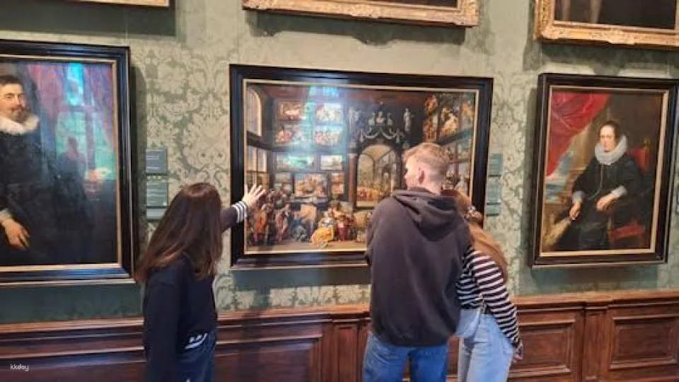 Private guided tour of Mauritshuis museum in The Hague