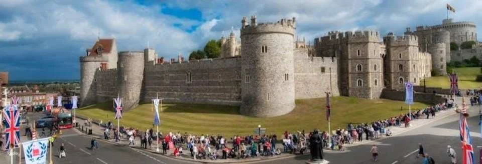 Westminster and Windsor Walking Tour with Visit to Windsor Castle