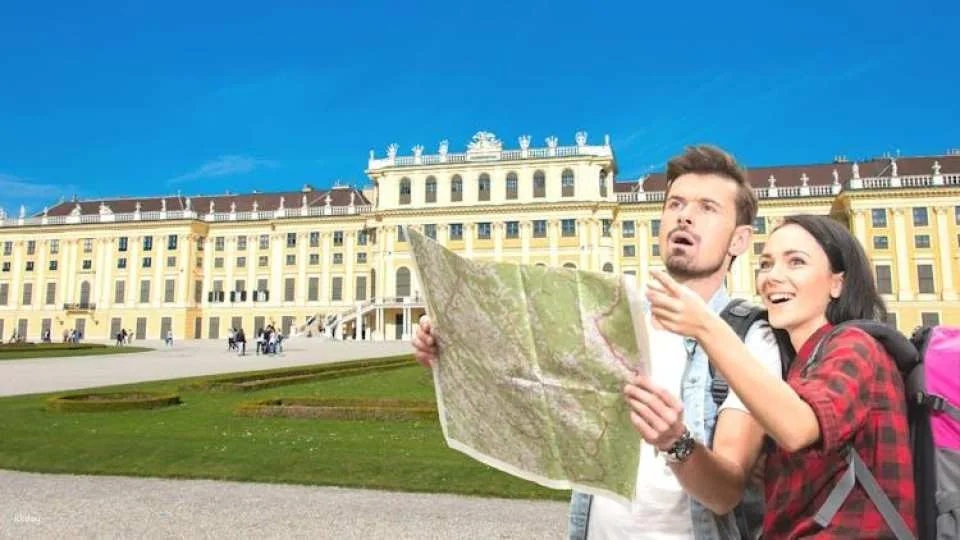 Skip-the-line tickets for Schönbrunn Palace and guided tour