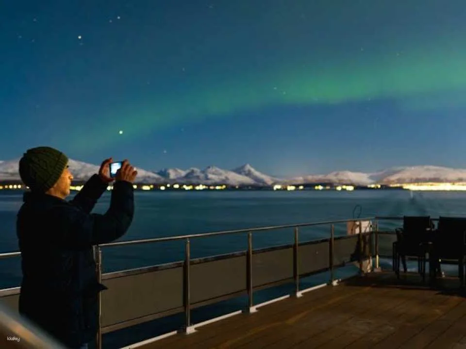Electric Northern Lights guided cruise from Tromsø