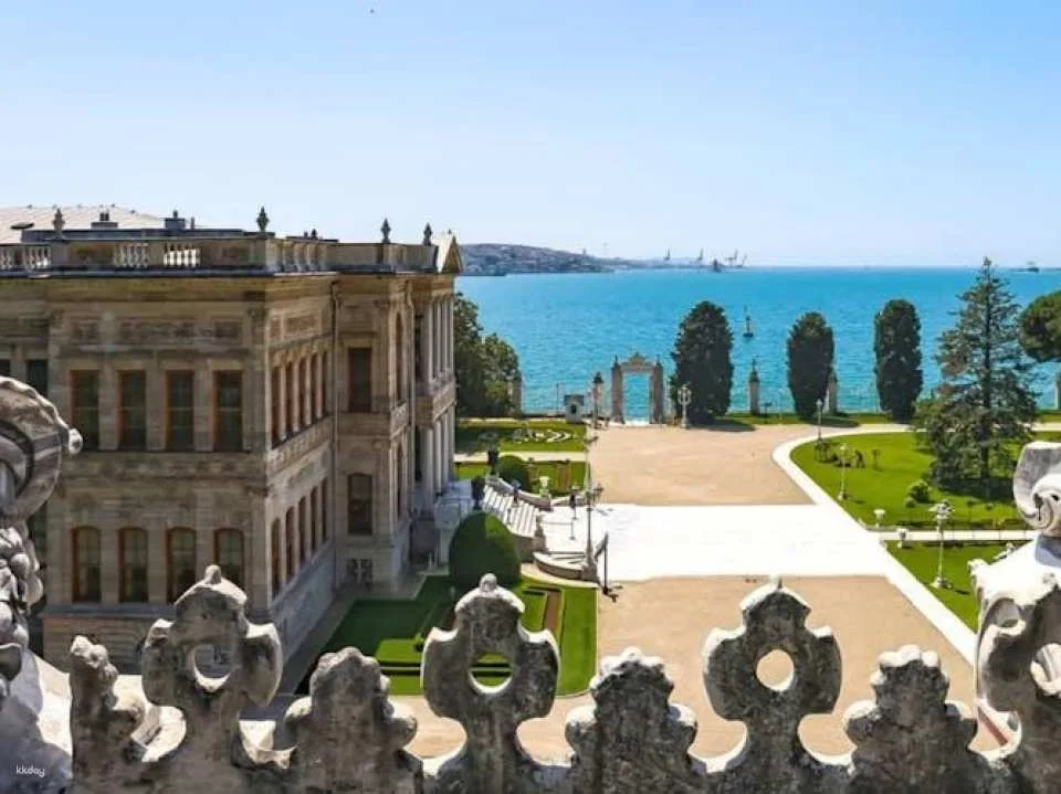 Dolmabahce Palace Entry Ticket and Audio Guided Tour with Options