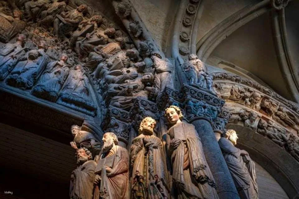 Santiago's Cathedral and Museum Guided Tour with Pórtico de la Gloria