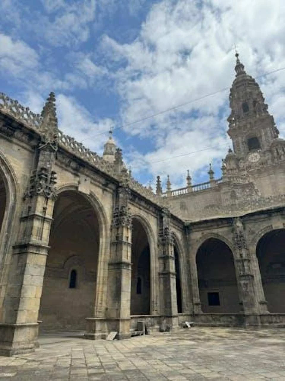 Santiago's Cathedral and Museum Guided Tour with Pórtico de la Gloria