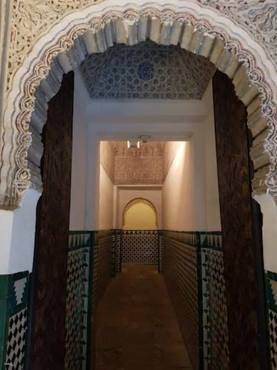 Sevilla Alcázar guided tour with priority access tickets