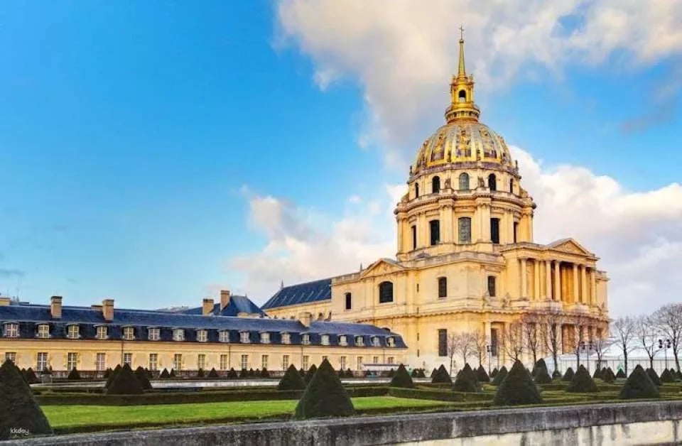 Guided tour of Les Invalides with Tomb of Napoleon