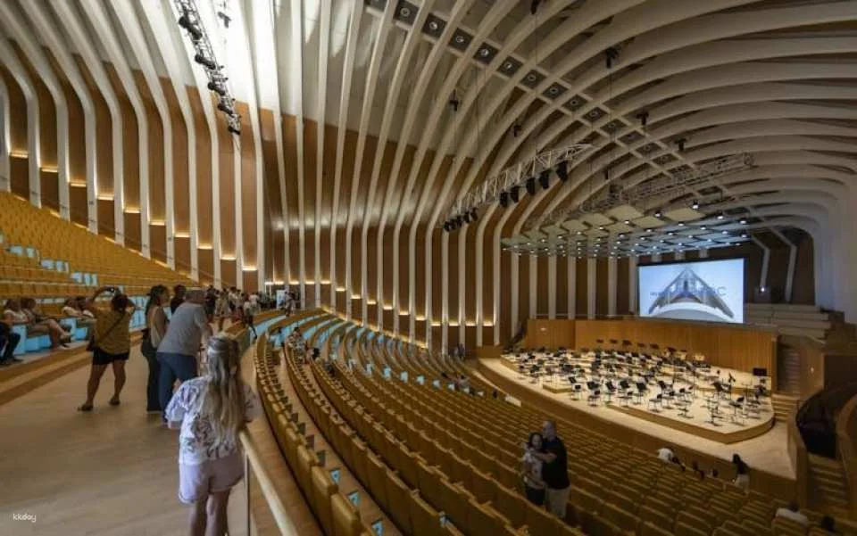 Palau de les Arts opera house self-guided visit with brouchure