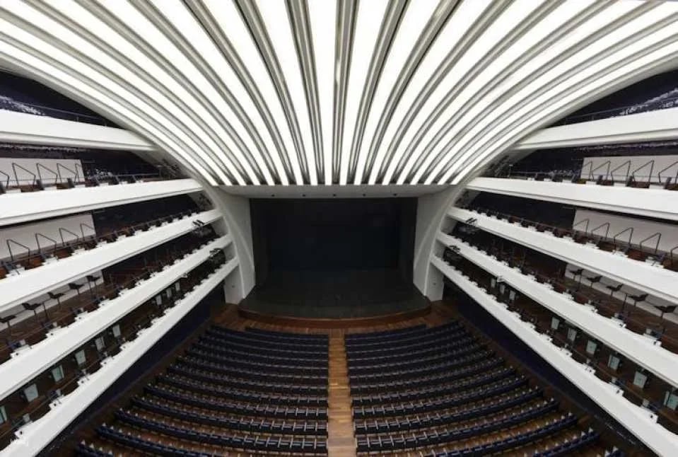 Palau de les Arts opera house self-guided visit with brouchure