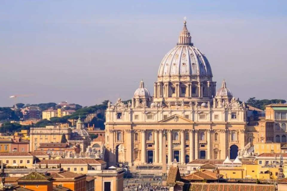 St. Peter’s guided tour of the Basilica and Papal Crypts