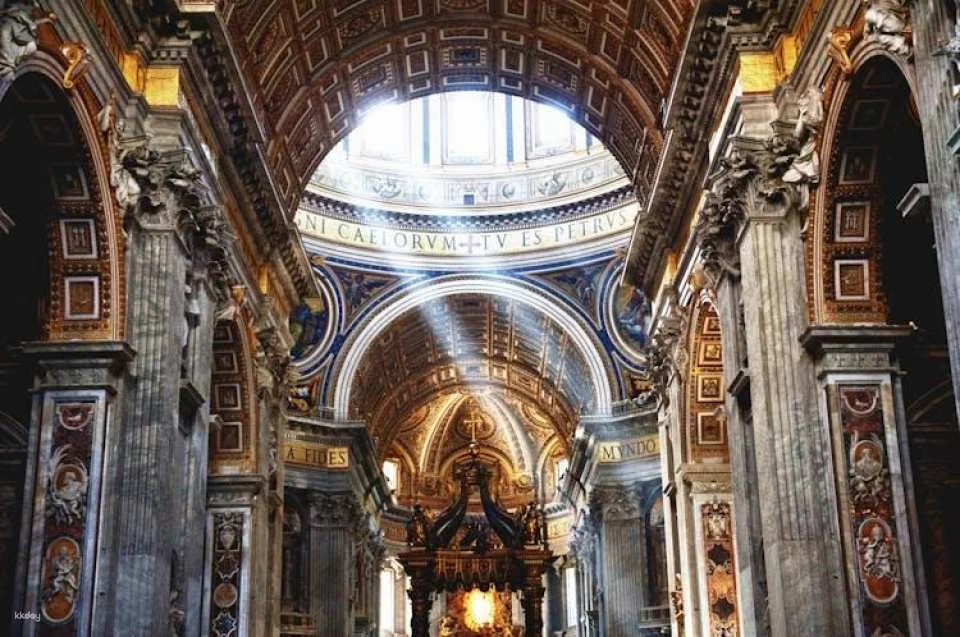 St. Peter’s guided tour of the Basilica and Papal Crypts