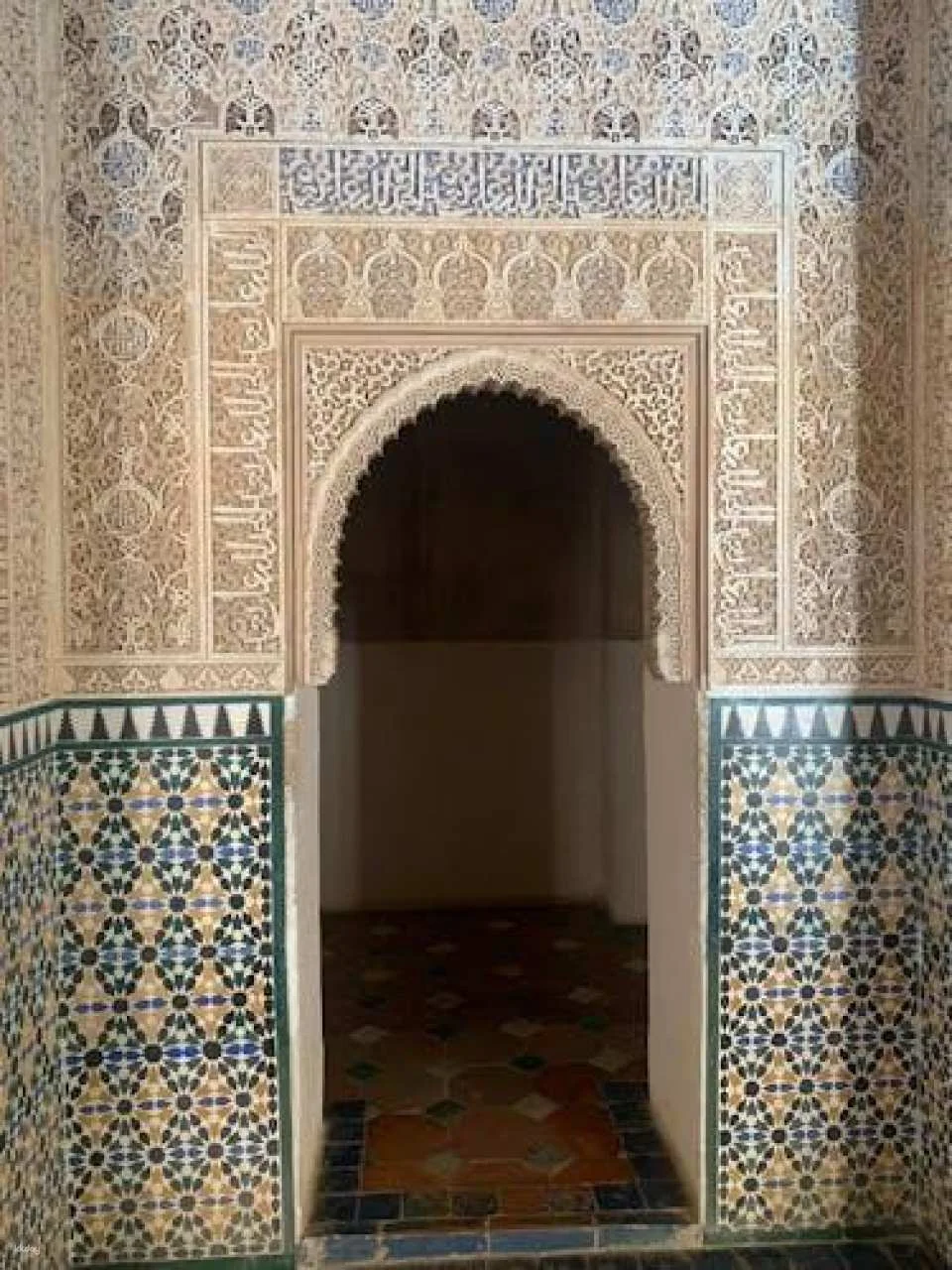 Alhambra Complex guided tour with full access