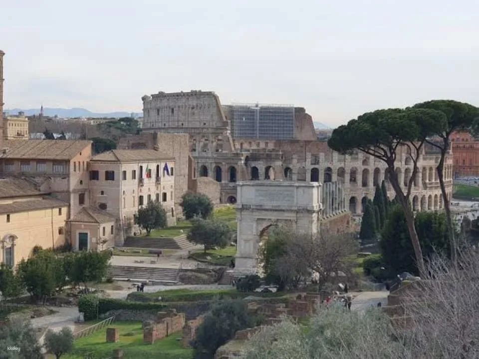 Restricted areas tour of Gladiator's Arena and Roman Forum