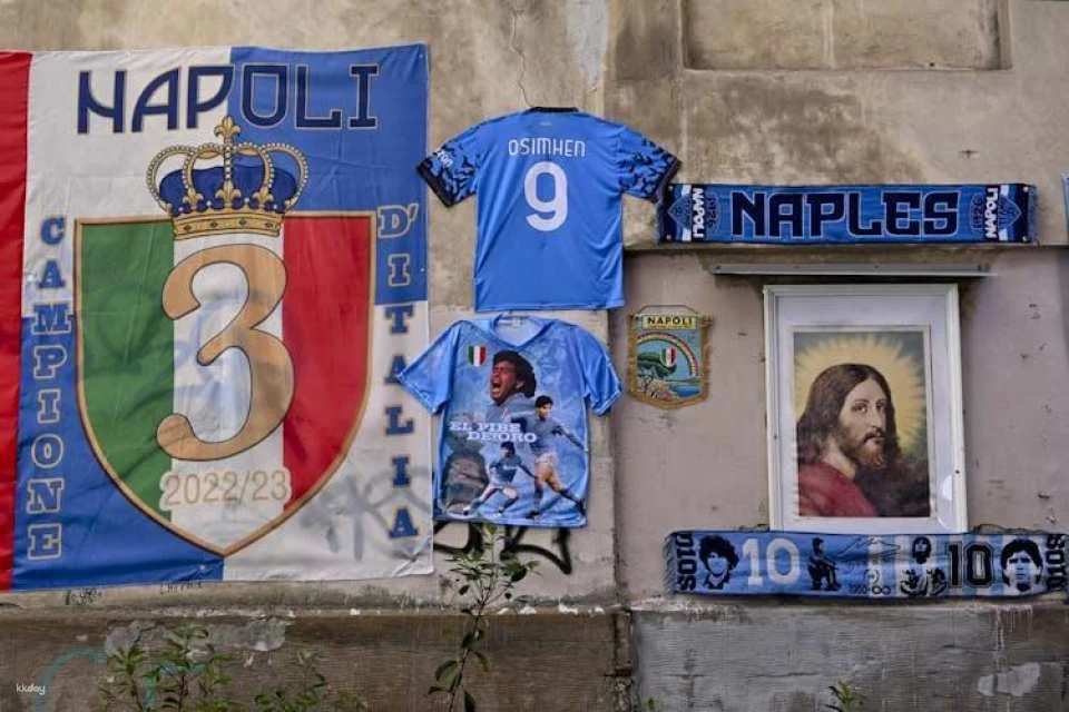SSC Napoli football match with local in Naples