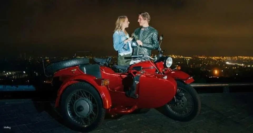 Barcelona sunset tour by sidecar motorcycle with a private guide
