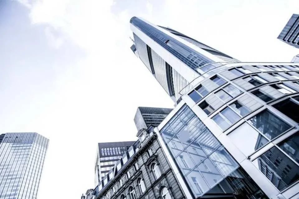 Remarkable architecture of Frankfurt private walking tour