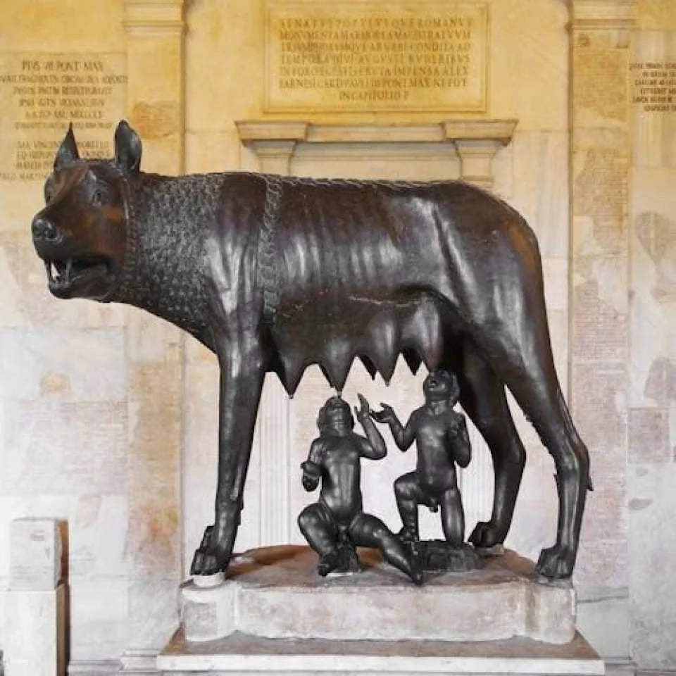 Capitoline Museums Guided Tour with Multimedia Experience