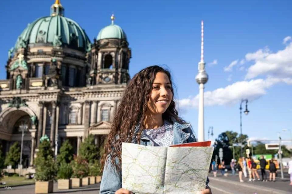 Private guided walking tour through Berlin's historical sites