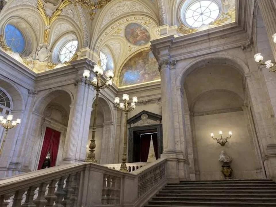 Small-group tour of the Royal Palace of Madrid and Royal Armoury