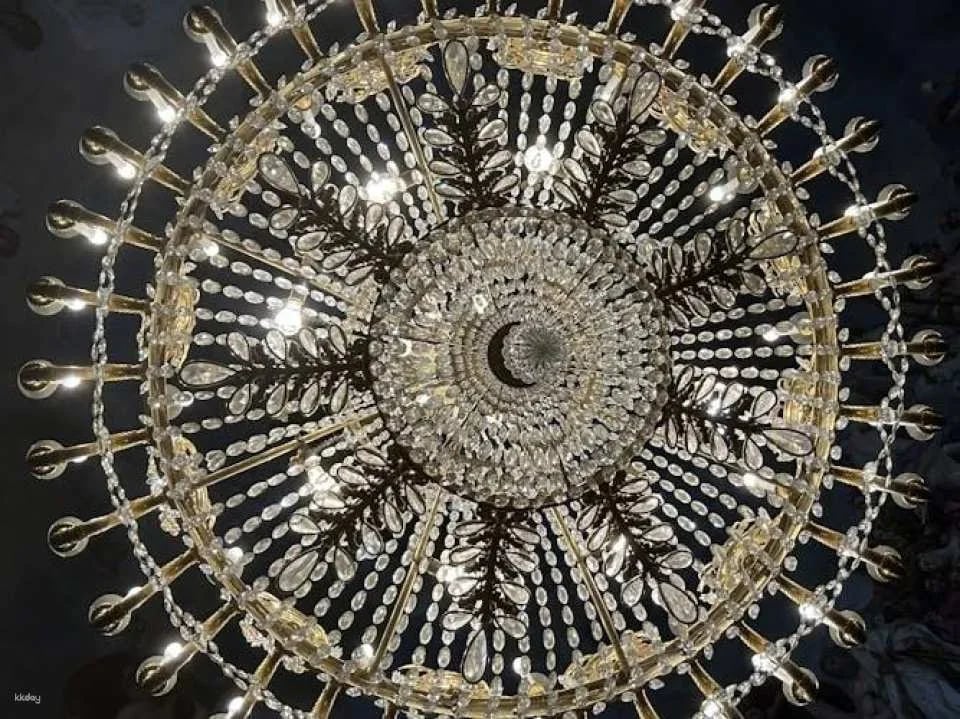 Small-group tour of the Royal Palace of Madrid and Royal Armoury