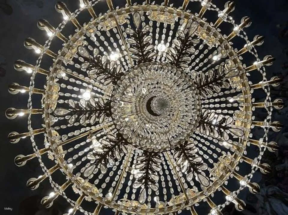 Small-group tour of the Royal Palace of Madrid and Royal Armoury