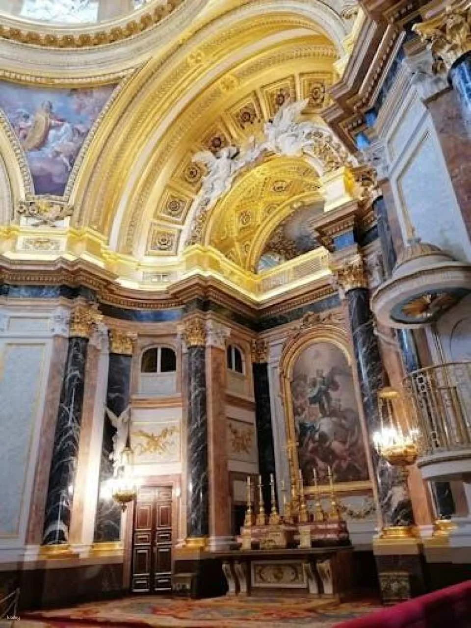 Small-group tour of the Royal Palace of Madrid and Royal Armoury