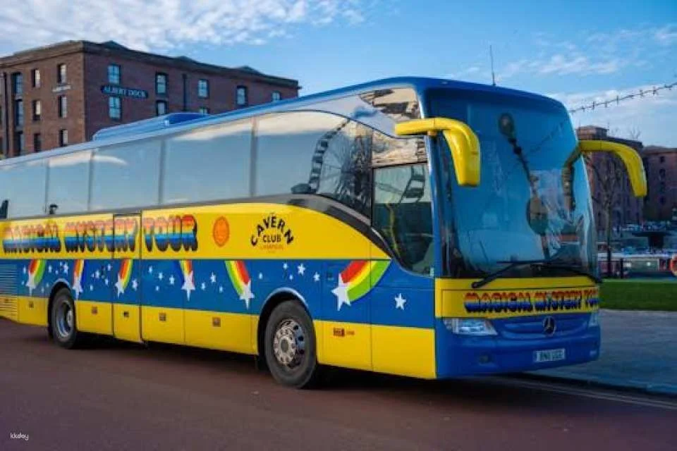 Magical Mystery bus tour of Beatles landmarks in Liverpool (602507)