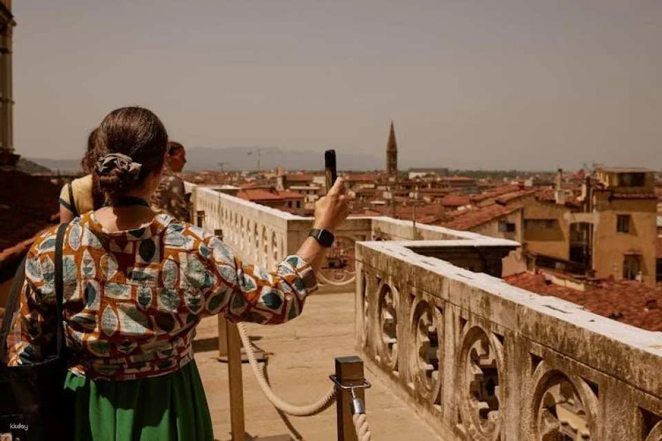 Historic Center Guided Tour with Cathedral and Terrace Access