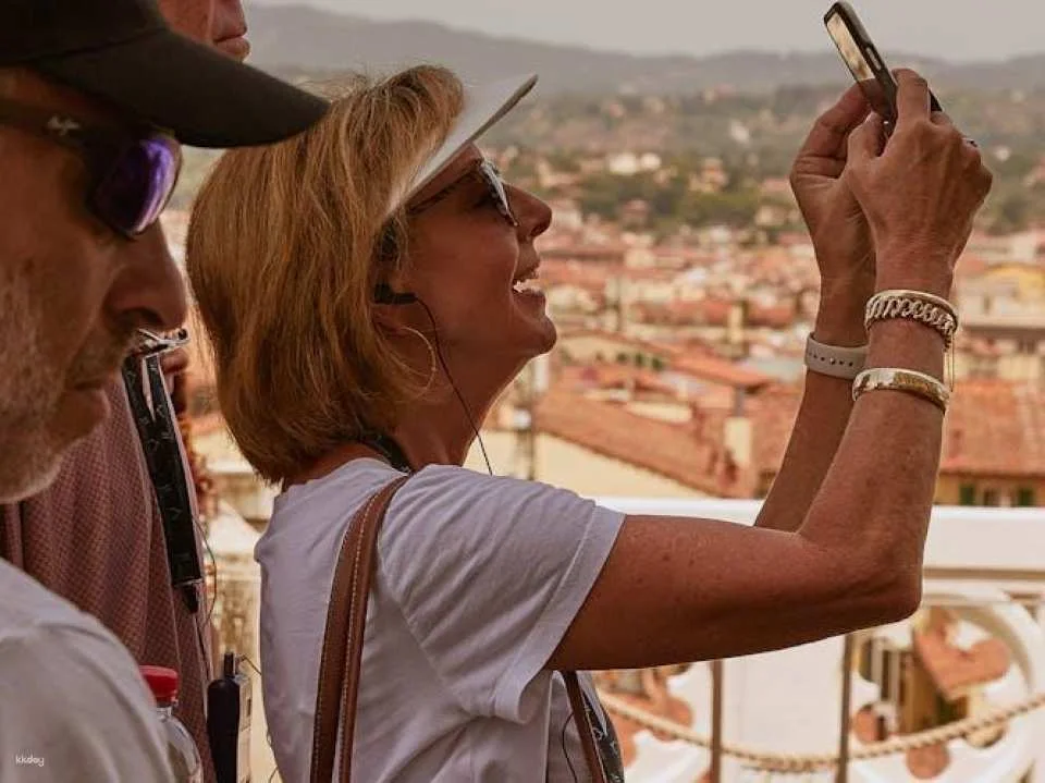 Historic Center Guided Tour with Cathedral and Terrace Access