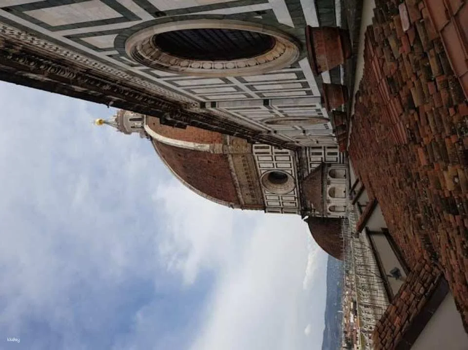 Historic Center Guided Tour with Cathedral and Terrace Access