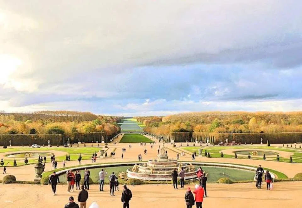 Skip-the-line guided tour of Versailles Palace